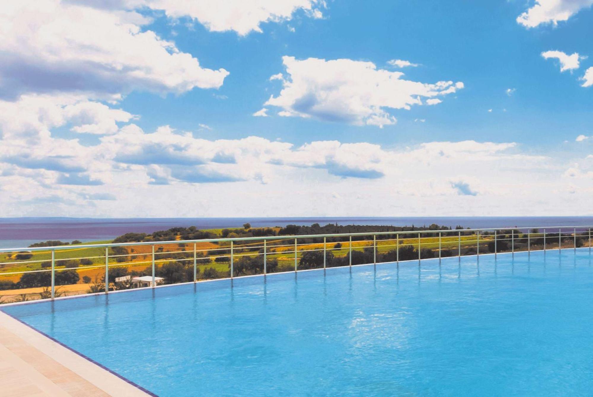 Ramada by Wyndham Tekirdağ Hotel Bagian luar foto