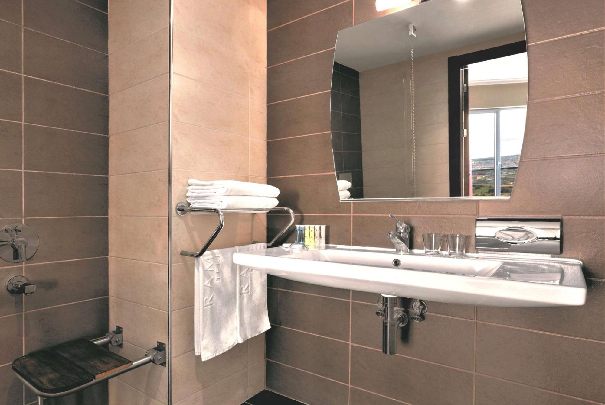 Ramada by Wyndham Tekirdağ Hotel Bagian luar foto